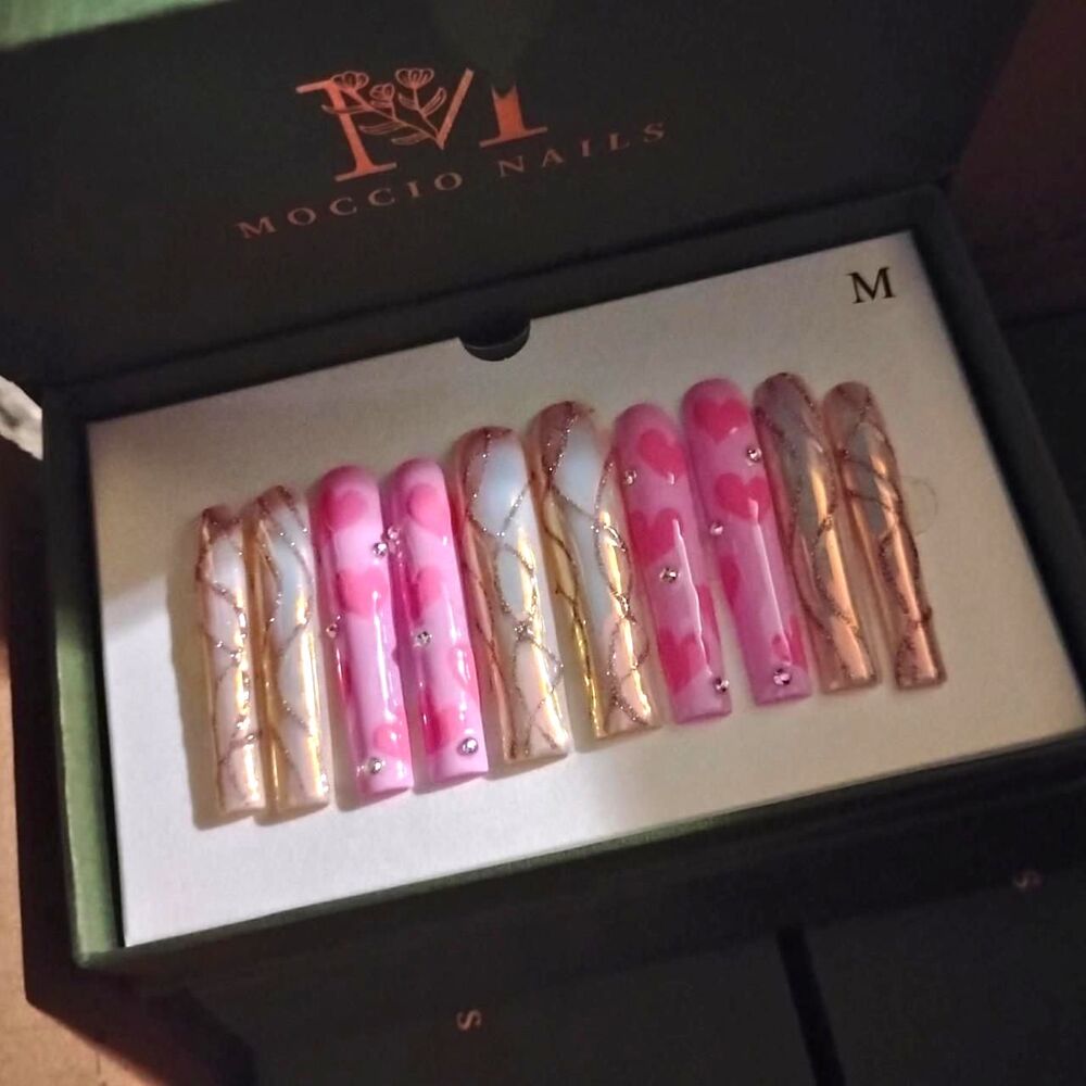 Moccio Boutique Gel Press On nails size Med